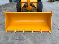 Blanche - 2025 - tw36 - shovel - afbeelding 36 van  37