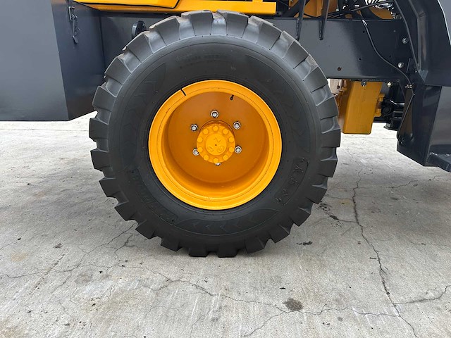 Blanche - 2025 - tw36 - shovel - afbeelding 2 van  26