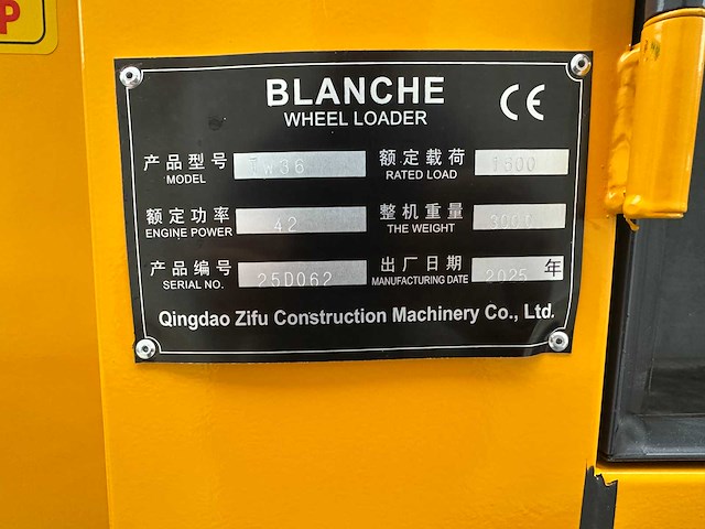 Blanche - 2025 - tw36 - shovel - afbeelding 20 van  26