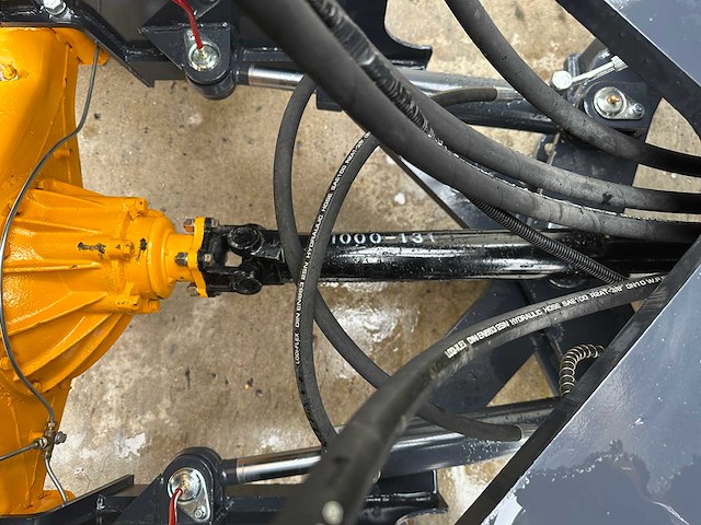 Blanche - 2025 - tw36 - shovel - afbeelding 7 van  31