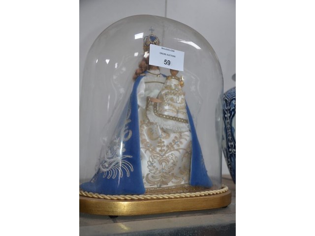 Blauw delfst aardewerk met deksel, blauw delfst vaas, mariabeeld onder glazen stolp, ronde wandklok, glazen vaas, ronde spiegel - afbeelding 9 van  11