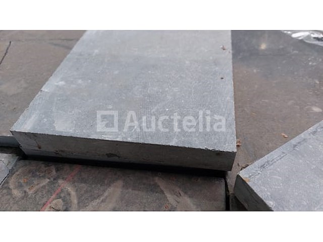 Blauwe belgische steen arduin 20 x 20 x 3 (9,6m2) - afbeelding 3 van  3
