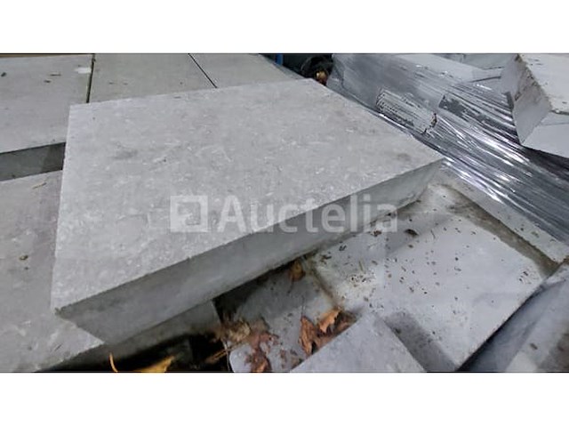 Blauwe belgische steen arduin verschillende lengtes 5 cm dik ( 12 m2 +-) - afbeelding 3 van  4