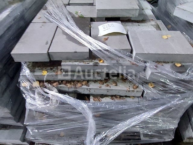 Blauwe belgische steen arduin verschillende lengtes 5 cm dik ( 12 m2 +-) - afbeelding 1 van  4