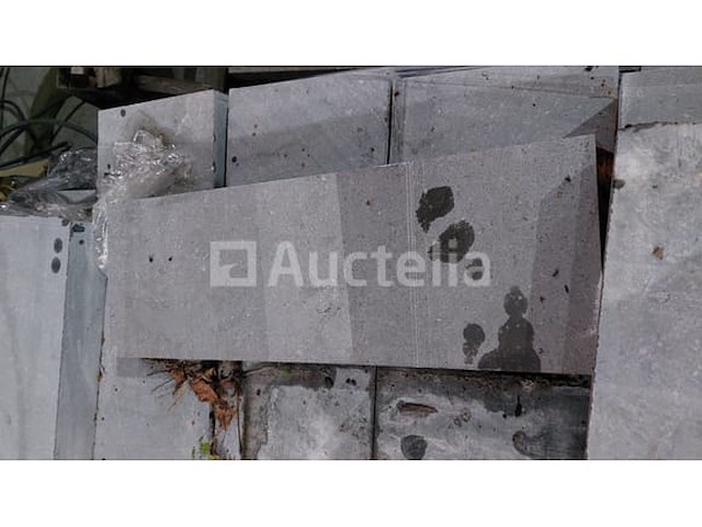 Blauwe belgische steen arduin verschillende lengtes 5 cm dik ( 12,48 m2 +-) - afbeelding 2 van  3