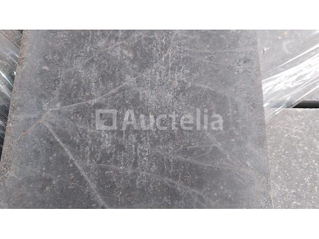 Blauwe belgische steen getrommeld verzoet arduin 16 x 16 cm ( 11,64m2) - afbeelding 3 van  4