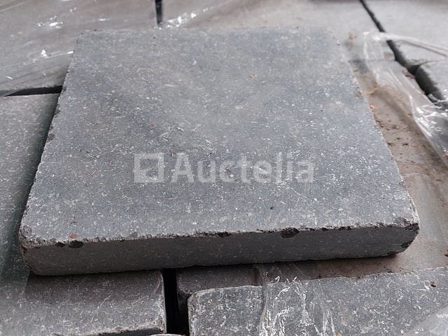 Blauwe belgische steen getrommeld verzoet arduin 20 x 20 x 3 (2,88m2) - afbeelding 3 van  3