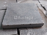 Blauwe belgische steen getrommeld verzoet arduin 20 x 20 x 3 (2,88m2) - afbeelding 3 van  3