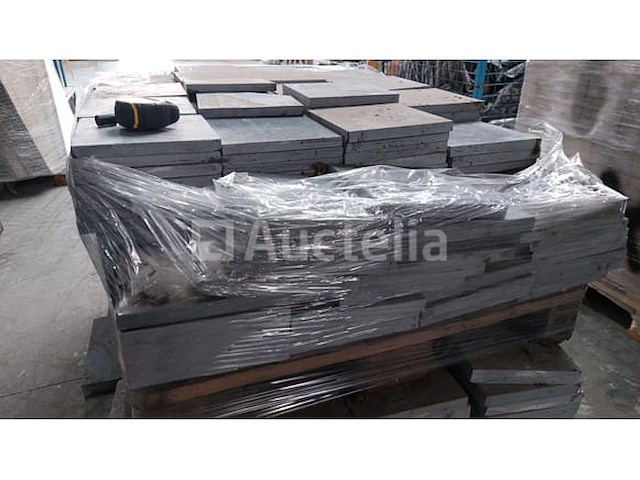 Blauwe belgische steen verzoet arduin 20 x 20 x 2 (11,52m2) - afbeelding 4 van  4