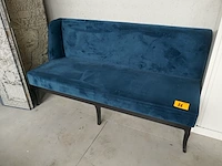 Blauwe fluwelen zitbank