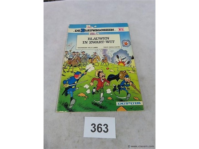 Blauwen in zwart-wit - afbeelding 1 van  3