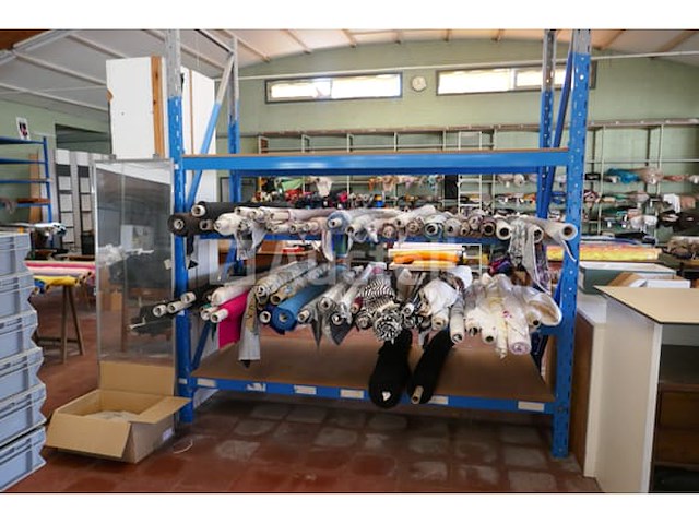 Blauwmetalen magazijn rek - afbeelding 1 van  3