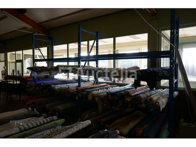 Blauwmetalen magazijn rek - afbeelding 1 van  3