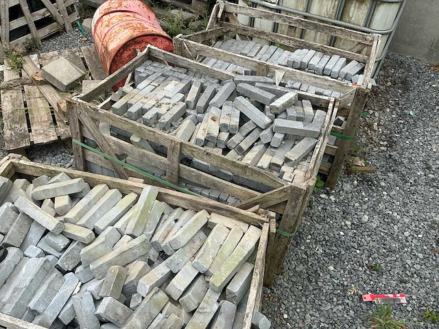 Blauwsteen klinkers 20x4x5cm (12m2) - afbeelding 5 van  6