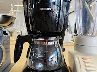 Blender moulinix, filterkoffiezetapparaat philips met glazen kan, analoge keukenweegschaal met afneembare rvs mengkom, waterkoker rowenta, blender wonderboy - afbeelding 3 van  6