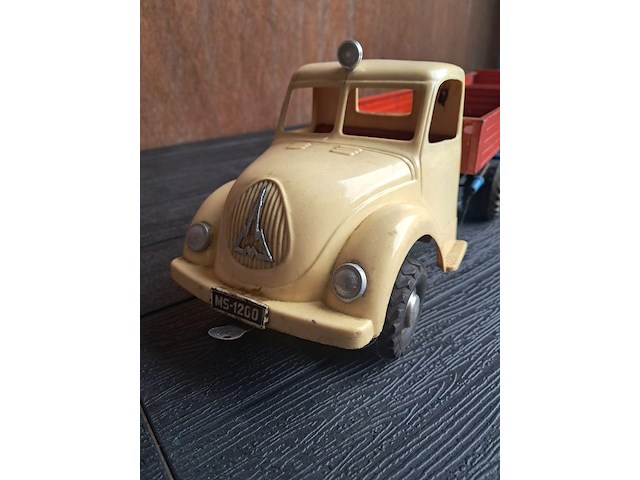 Blikken vrachtwagen met aanhangwagen made in germany l 630mm b 130mm h 130mm - afbeelding 1 van  10