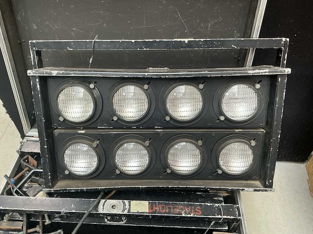 Blinders 4x8 cell overige lichttechniek - afbeelding 4 van  5