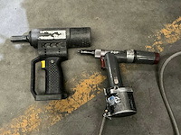 Blindklinknagelmachine (2x) - afbeelding 1 van  3