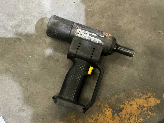 Blindklinknagelmachine (2x) - afbeelding 2 van  3