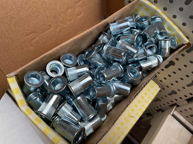 Blindmoeren m 10 - afbeelding 3 van  3