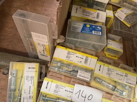 Blisters bevestigen - afbeelding 5 van  9