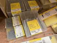 Blisters bevestigen - afbeelding 6 van  10