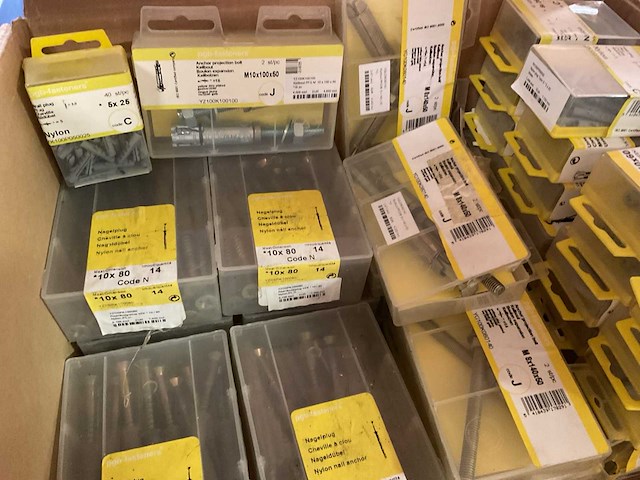 Blisters bevestigen - afbeelding 8 van  10