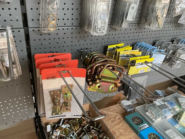 Blisters bevestiging - afbeelding 10 van  17