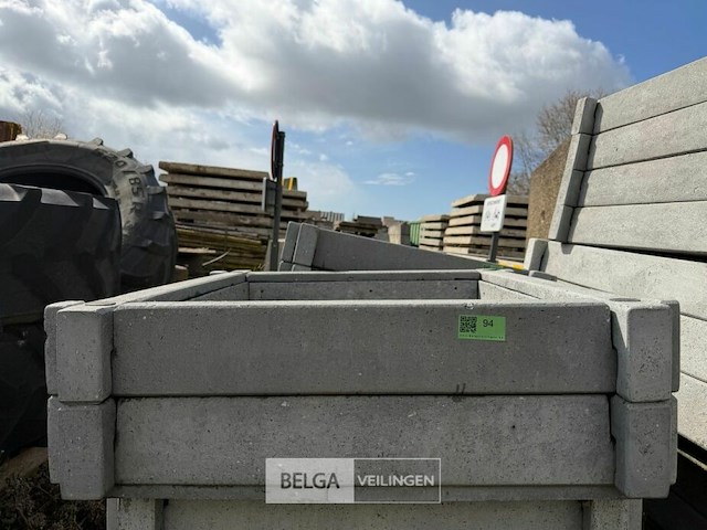 Bloembak composiet - afbeelding 1 van  1