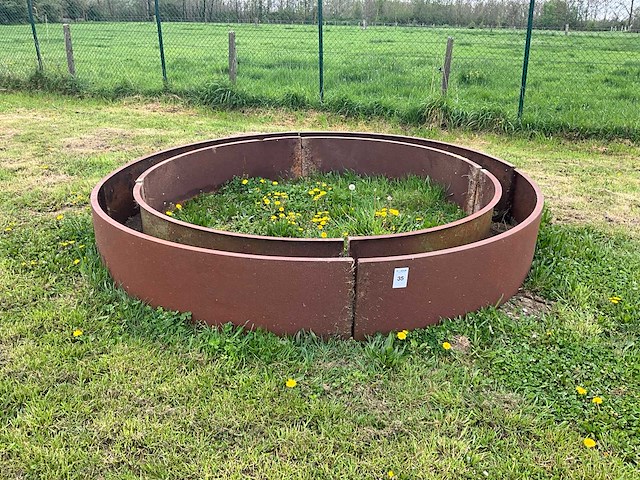 Bloembak in kortenstaal - afbeelding 1 van  2