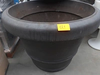 Bloempot in kunstof - afbeelding 1 van  2
