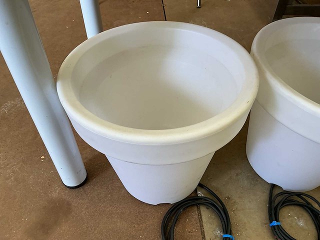 Bloempot met led verlichting (3x) - afbeelding 2 van  4