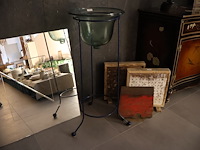 Bloempot op staander - afbeelding 1 van  3