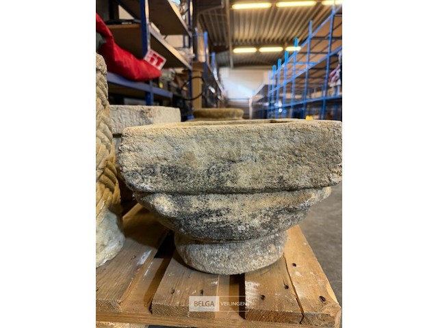 Bloempot op zuil + voet - afbeelding 2 van  6