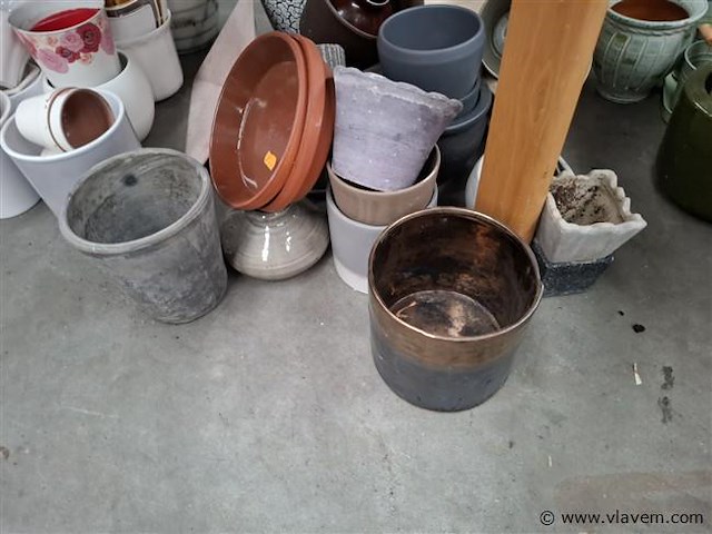 Bloempotten - afbeelding 2 van  2