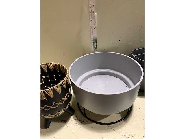 Bloempotten - afbeelding 2 van  4