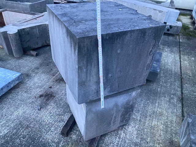 Blokken belgische blauwe steen - afbeelding 5 van  13