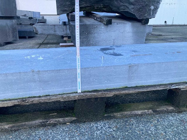 Blokken belgische blauwe steen - afbeelding 7 van  13