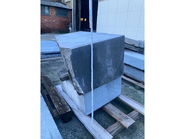 Blokken belgische blauwe steen - afbeelding 8 van  13
