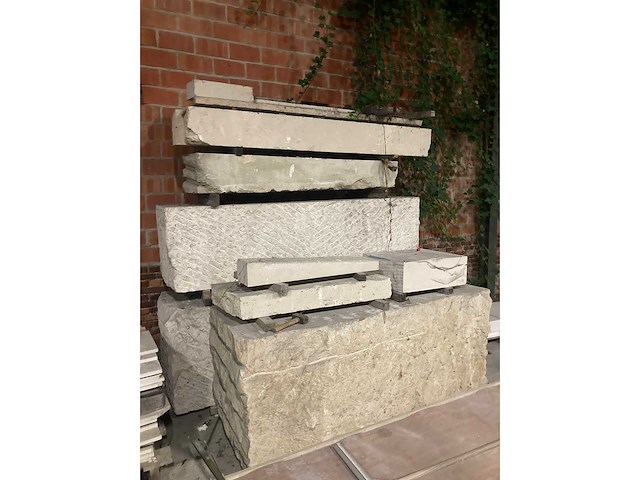 Blokken witsteen volgens beschrijving - afbeelding 1 van  8