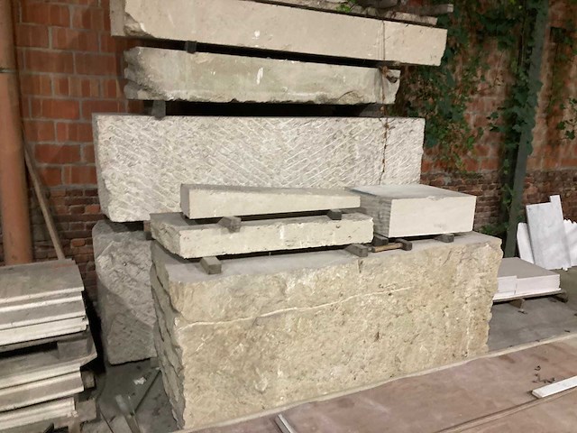 Blokken witsteen volgens beschrijving - afbeelding 7 van  8