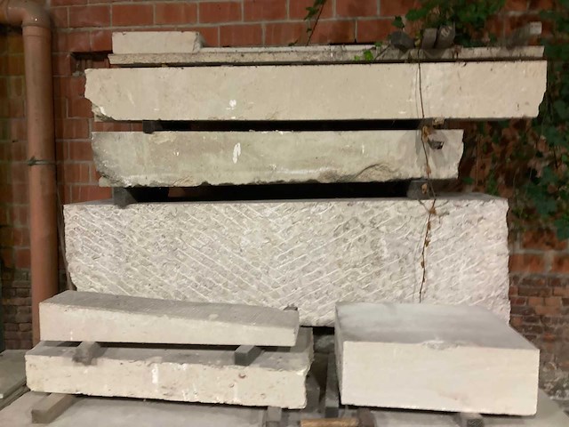 Blokken witsteen volgens beschrijving - afbeelding 8 van  8