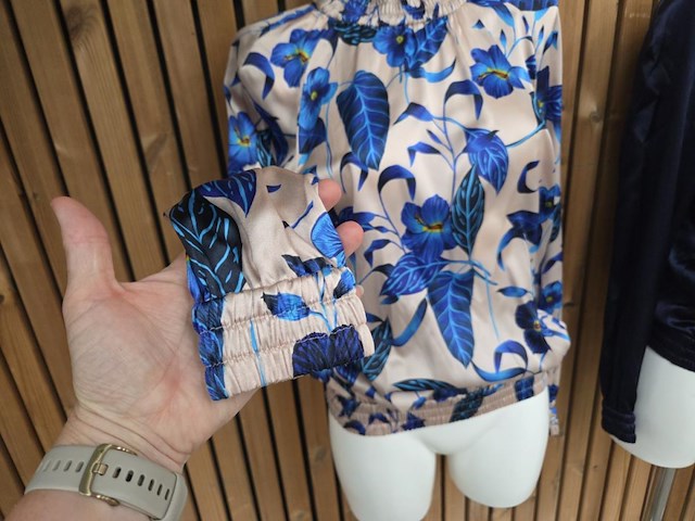 Blouse 1 cobalt flower maat l - afbeelding 2 van  5