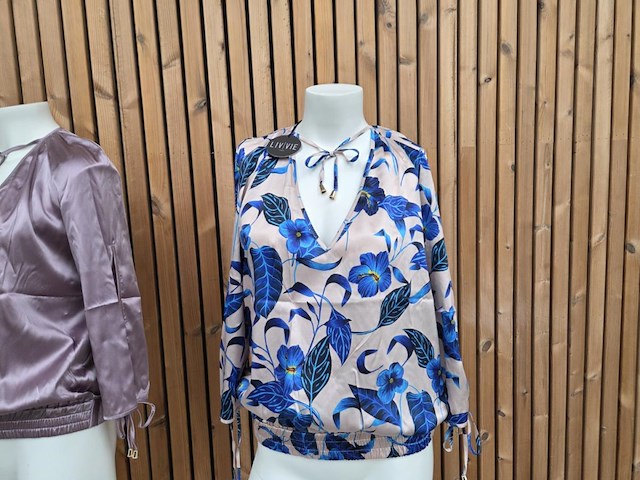 Blouse 2 cobalt flower maat xs - afbeelding 1 van  5