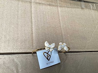 B.loved armband vlinder goudkleurig (66x) - afbeelding 1 van  4