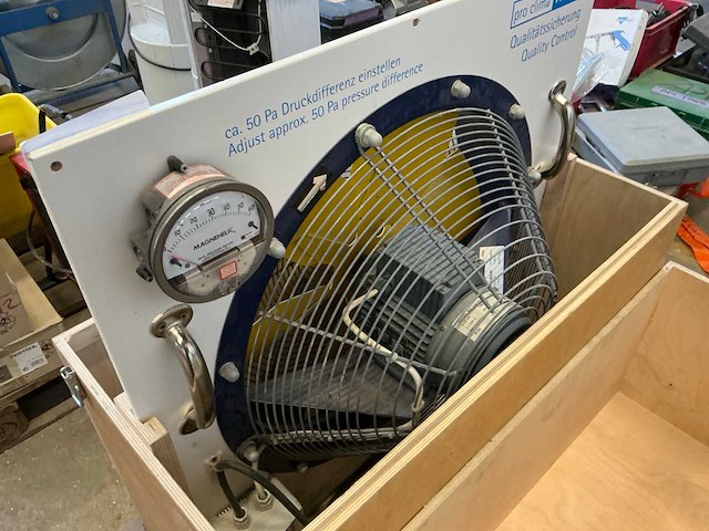 Blower door ventilator + mobiele airco (2x) + diversen - afbeelding 9 van  11