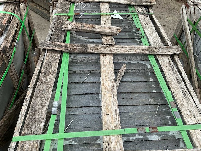 Blue stone flamed and brushed natuursteen tuintegels ca. 61,72m2 - afbeelding 2 van  2