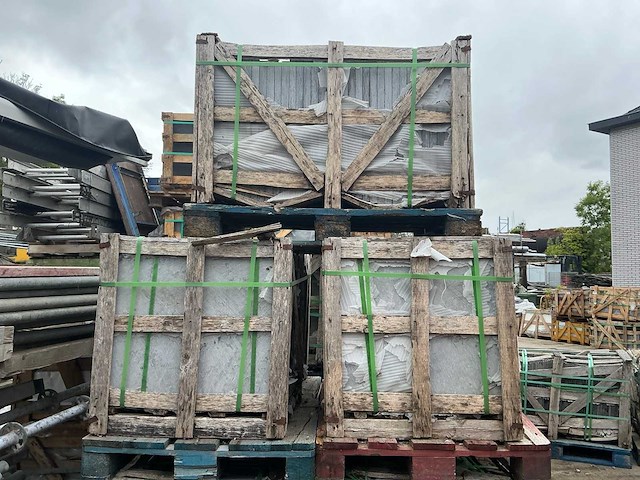 Blue stone flamed and brushed natuursteen tuintegels ca. 61,72m2 - afbeelding 3 van  5