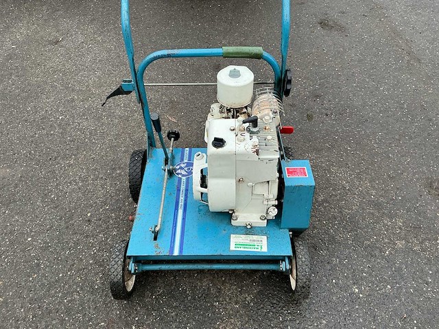 Bluebird 300rsc verticuteermachine - afbeelding 2 van  7