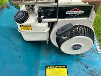 Bluebird international 405 verticuteermachine / gazonbeluchter - afbeelding 8 van  8